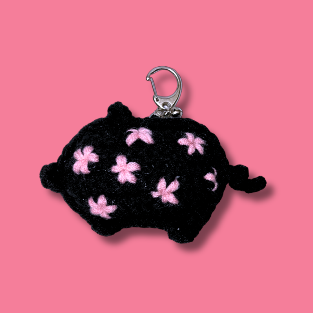 Pig Silhouette Charm [Quick Crochet, Beginner level]