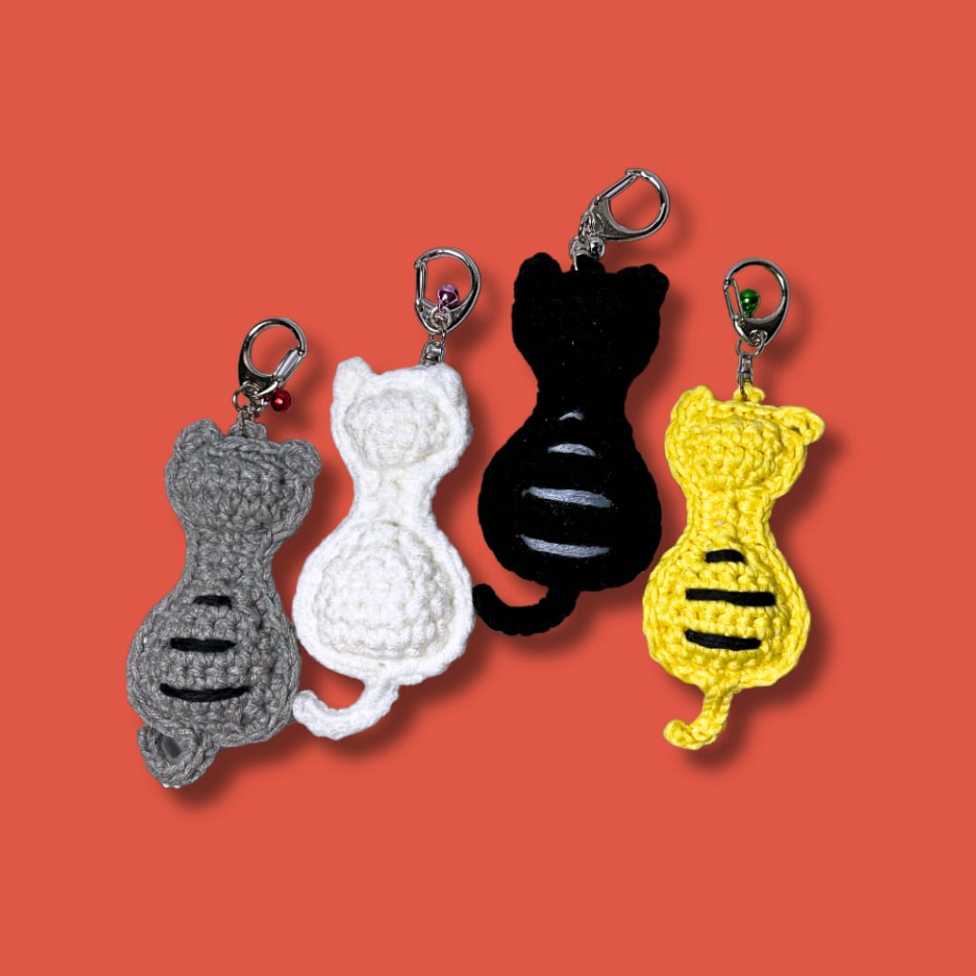 Cat Silhouette Charm [PDF Pattern, Beginner level]