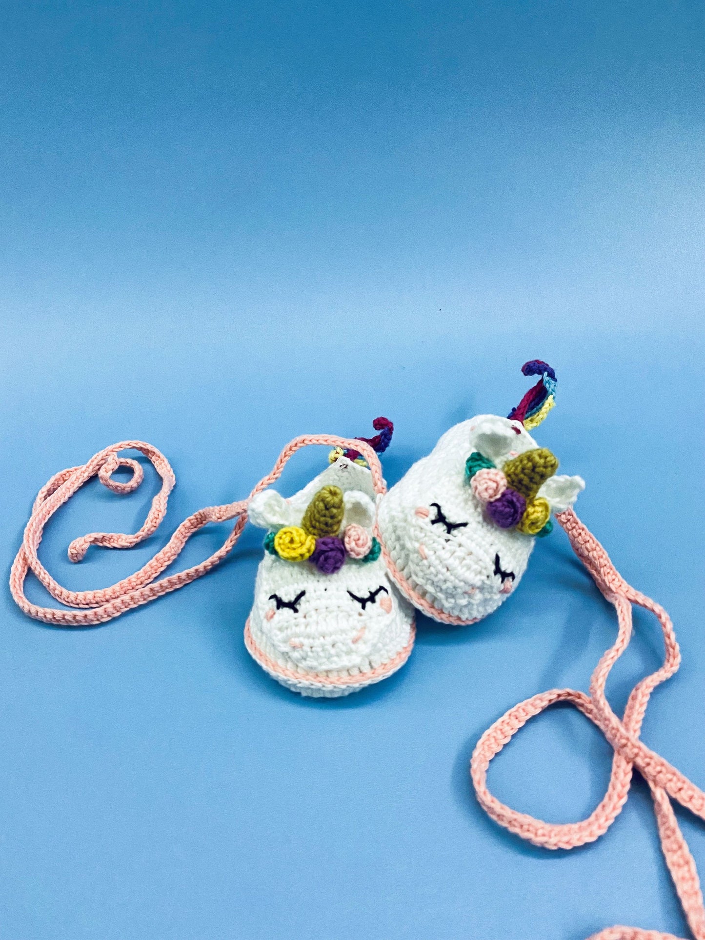 Unicorn Baby Shoes crochet pattern (3-6 months, 6-12 months)